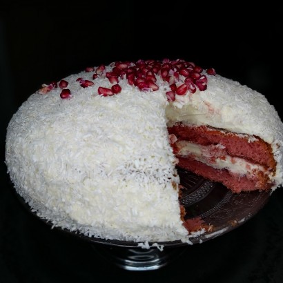 Pink coconut cake 