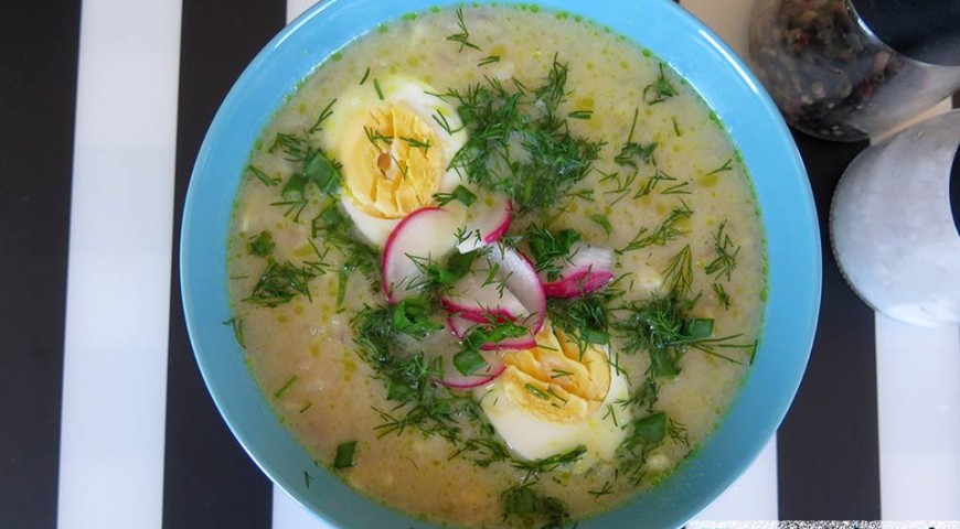 Zupa z rzodkiewką i jajkiem